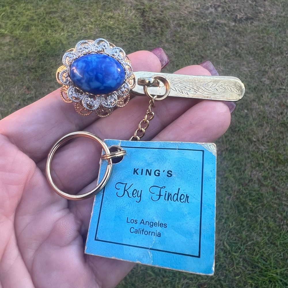Vintage Kings Key Finder Los Angeles California